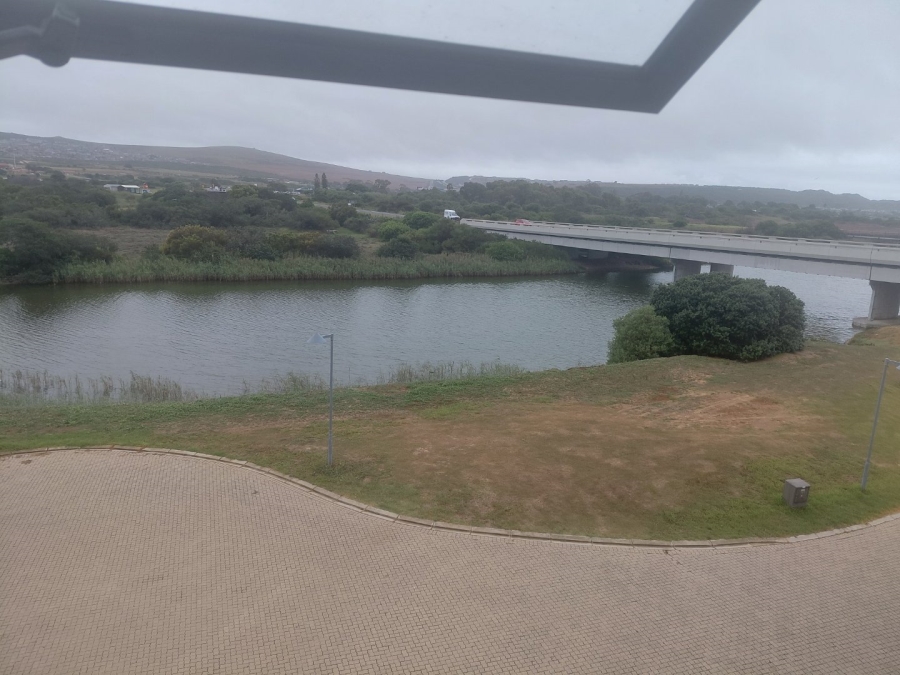 3 Bedroom Property for Sale in Hartenbos Heuwels Western Cape